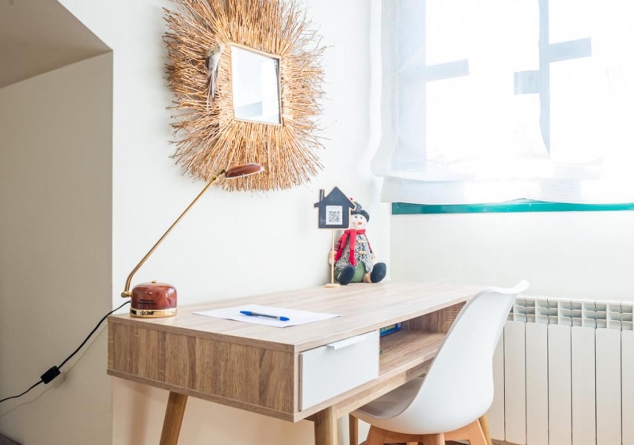 Apartamento Irene Centrico Con Wifi Y Parking Coche Tamano Medio Onís 外观 照片