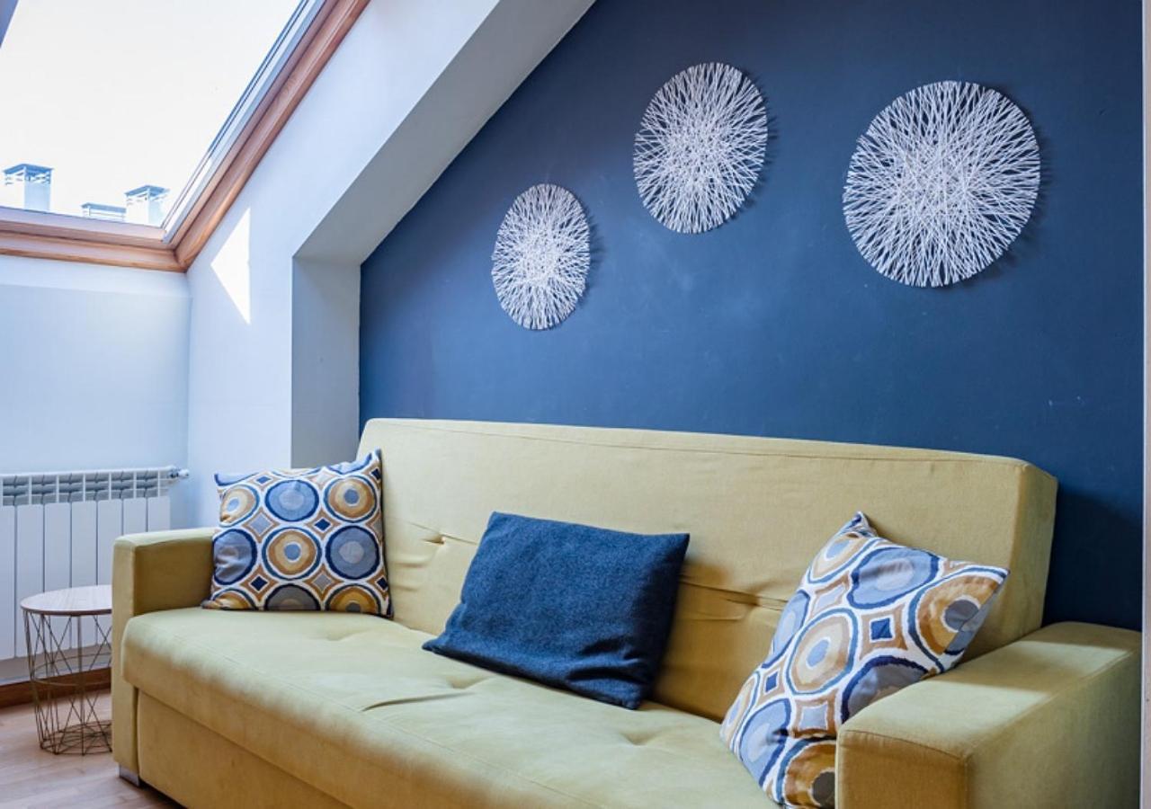 Apartamento Irene Centrico Con Wifi Y Parking Coche Tamano Medio Onís 外观 照片